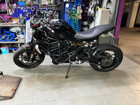 2017 Ducati Monster 1200, чёрный, 1390000 рублей, вид 2