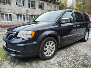 2013 Chrysler Voyager Grand V Рестайлинг, серый, 2499000 рублей, вид 4