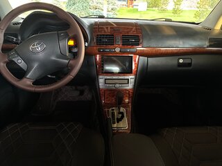 2007 Toyota Avensis II Рестайлинг, серебристый, 870000 рублей, вид 1