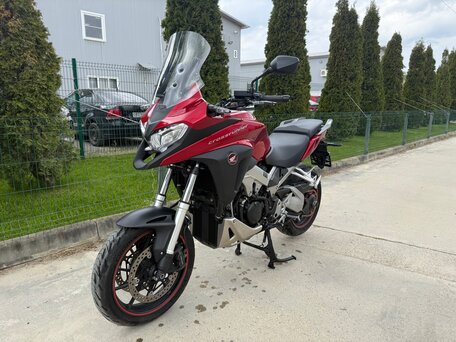2017 Honda VFR 800X (Crossrunner), красный, 750000 рублей, вид 4