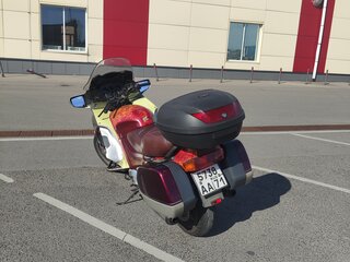 1993 Honda ST 1100, красный, 400000 рублей, вид 3