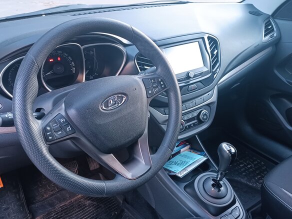 2017 Lada (ВАЗ) Vesta I, серый, 730000 рублей - вид 4