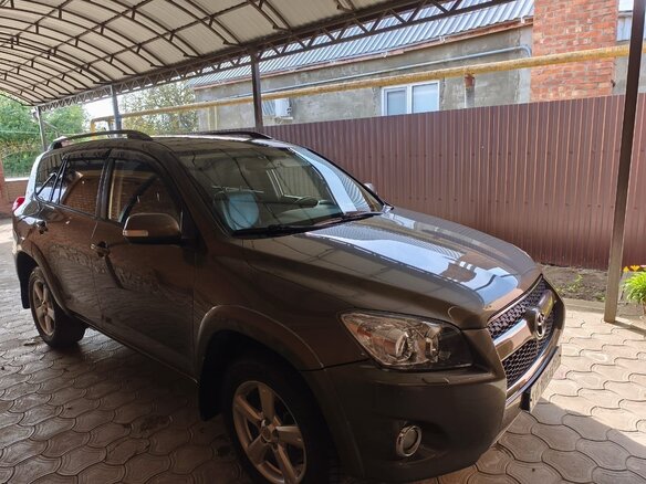 2010 Toyota RAV4 III (XA30) Рестайлинг, коричневый, 1750000 рублей - вид 6