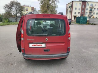 2011 Renault Kangoo II, красный, 600000 рублей, вид 4