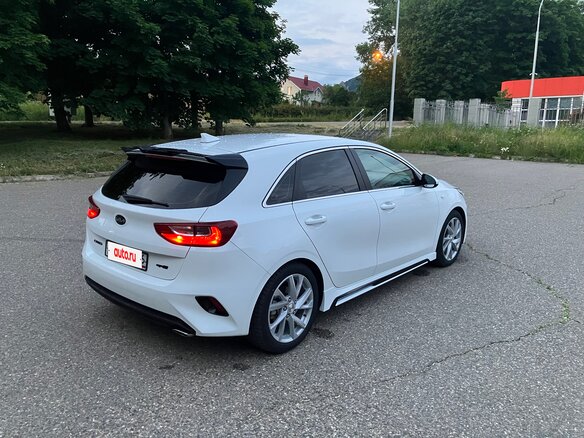 2018 Kia Ceed III, белый, 1950000 рублей - вид 5