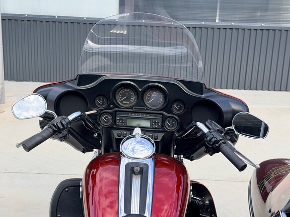 2009 Harley-Davidson Electra Glide, красный - вид 15