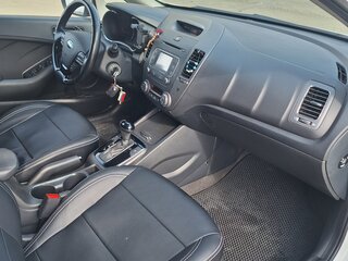 2019 Kia Cerato III Рестайлинг (Classic), белый, 1650000 рублей, вид 5