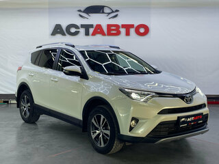 2018 Toyota RAV4 IV (XA40) Рестайлинг, белый, 2250000 рублей, вид 3