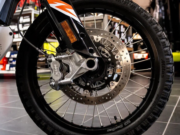 2024 KTM 890 Adventure R Rally, оранжевый, 2300000 рублей - вид 10