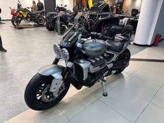 2023 Triumph Rocket 3, серый, 2330000 рублей, вид 5