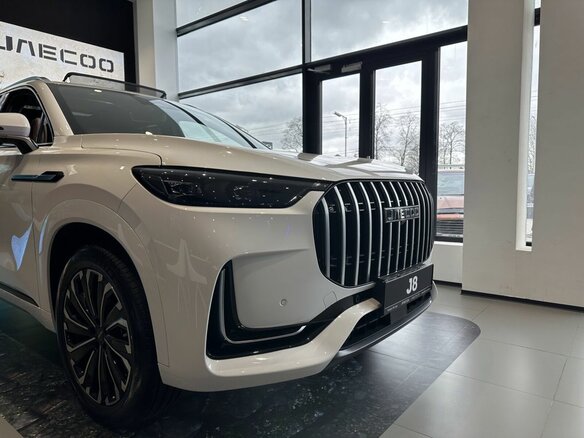 2026 Jaecoo J8, белый, 4219000 рублей - вид 3