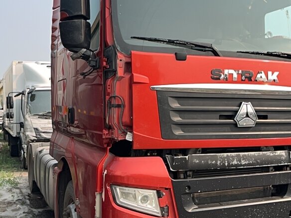 2023 Sinotruk Sitrak C7H, красный, 3040000 рублей - вид 1