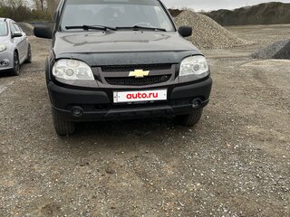 2010 Chevrolet Niva I Рестайлинг, коричневый, 480000 рублей, вид 4