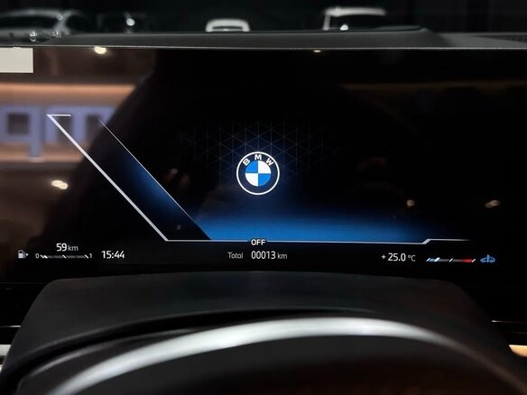 2026 BMW X5 40i IV (G05/G18) Рестайлинг, синий, 15500000 рублей - вид 6