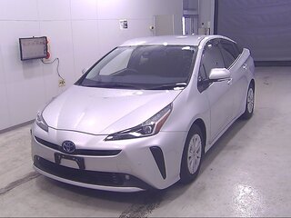 2022 Toyota Prius IV Рестайлинг (XW50), серебристый, 1669000 рублей, вид 1