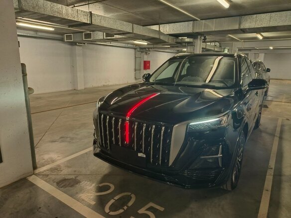 2024 Hongqi HS5 I Рестайлинг, чёрный - вид 15