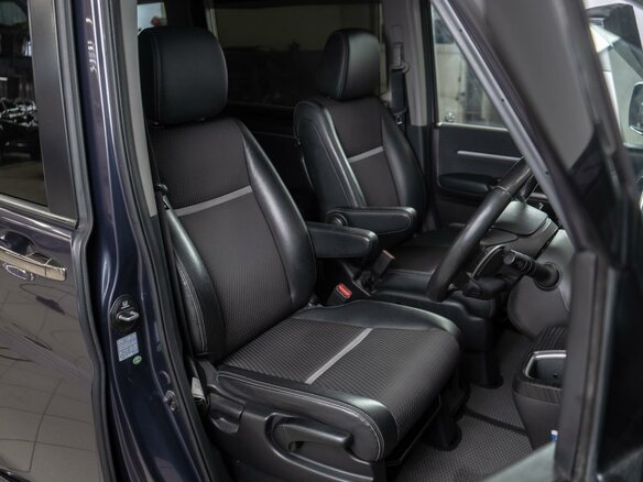 2016 Honda Stepwgn V, фиолетовый, 1699000 рублей - вид 6