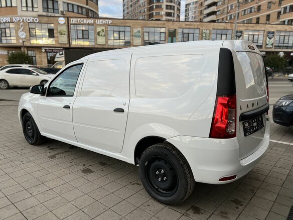 2026 Lada (ВАЗ) Largus I Рестайлинг, белый - вид 6
