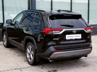 2020 Toyota RAV4 V (XA50), чёрный, 3680000 рублей, вид 3