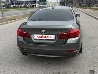 2013 BMW 5 серии 530d xDrive VI (F10/F11/F07) Рестайлинг, серый, 2600000 рублей, вид 5