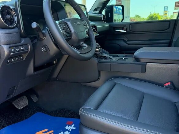 2026 Toyota Land Cruiser Prado 250 Series, чёрный, 8789000 рублей - вид 7