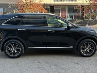 2018 Kia Sorento III Prime Рестайлинг, чёрный, 2580000 рублей, вид 4