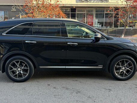 2018 Kia Sorento III Prime Рестайлинг, чёрный, 2580000 рублей, вид 4