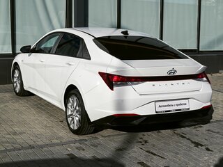 2021 Hyundai Elantra VII (CN7), белый, 1749000 рублей, вид 3