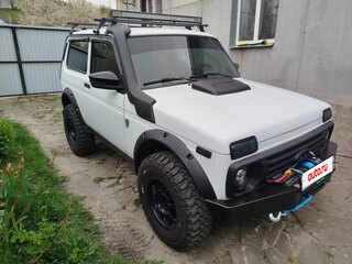 2015 Lada (ВАЗ) 2121 (4x4) I Рестайлинг, белый, 880000 рублей, вид 1