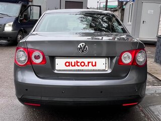2008 Volkswagen Jetta V, серебристый, 755000 рублей, вид 3
