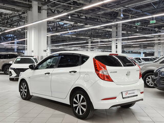 2014 Hyundai Solaris I Рестайлинг, белый, 838000 рублей, вид 4