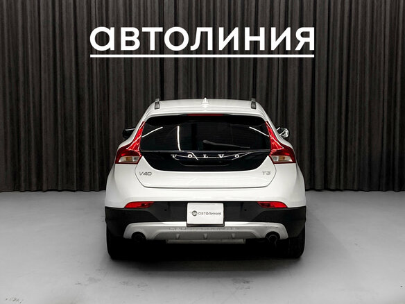 2015 Volvo V40 II, белый, 1140000 рублей - вид 3