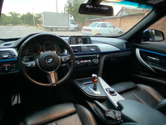 2017 BMW 3 серии 330i xDrive VI (F3x) Рестайлинг, синий - вид 13