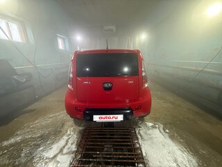 2009 Kia Soul I, красный, 600000 рублей, вид 3