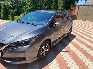 2019 Nissan Leaf II (ZE1), серый, 1490000 рублей, вид 1