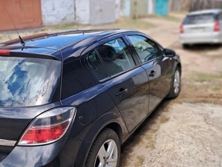 2009 Opel Astra H Рестайлинг, чёрный, 430000 рублей, вид 3