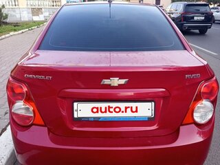 2014 Chevrolet Aveo II, красный, 825000 рублей, вид 4