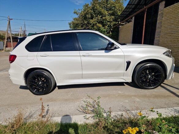 2014 BMW X5 30d III (F15), белый, 3100000 рублей - вид 5