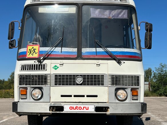 2014 ПАЗ 3205, белый, 400000 рублей