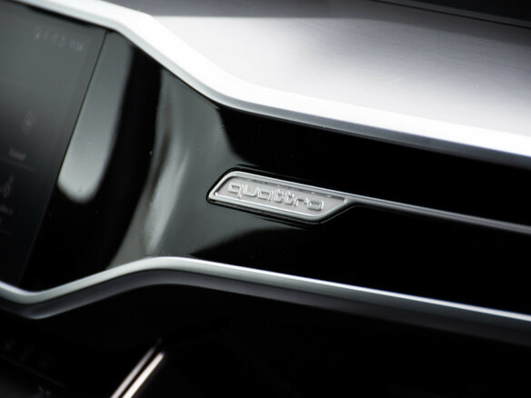 2018 Audi A7 55 TFSI II (4K), синий, 4549000 рублей - вид 13
