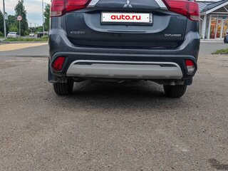 2019 Mitsubishi Outlander III Рестайлинг 3, серый, 1690000 рублей, вид 5
