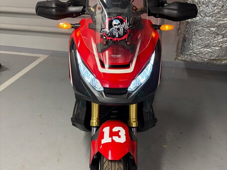 2018 Honda X-ADV, красный, 700000 рублей, вид 1