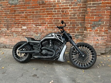 2025 Harley-Davidson V-Rod, серый, 2190000 рублей, вид 3