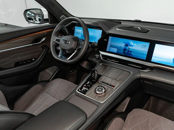 2026 Geely Monjaro I Рестайлинг, белый, 4904990 рублей - вид 17