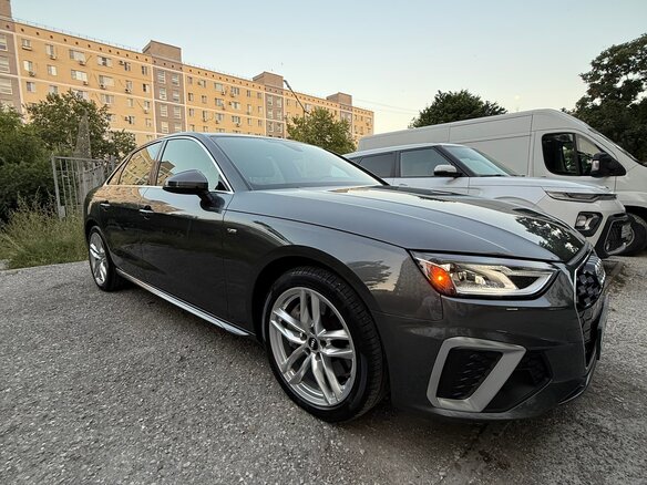 2020 Audi A4 45 TFSI V (B9) Рестайлинг, серый, 3700000 рублей - вид 5