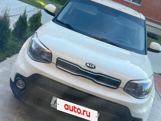 2018 Kia Soul II Рестайлинг, белый, 1200000 рублей, вид 2