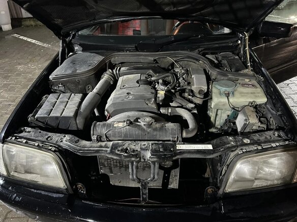 1996 Mercedes-Benz C-Класс 180 I (W202), чёрный, 370000 рублей - вид 14