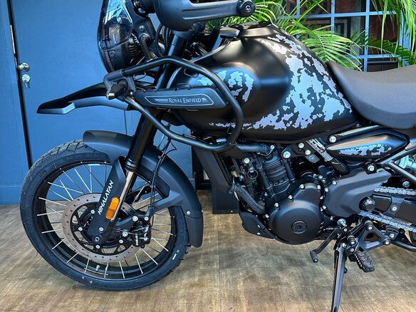 2026 Royal Enfield Himalayan, чёрный, 620000 рублей - вид 12