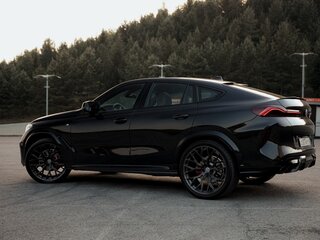 2022 BMW X6 40i III (G06), чёрный, 7790000 рублей, вид 5