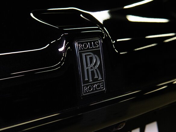 2025 Rolls-Royce Cullinan Black Badge I Рестайлинг (Series II), чёрный, 58000000 рублей - вид 11